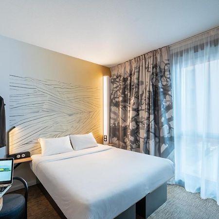 B&B Hotel Saintes Kültér fotó
