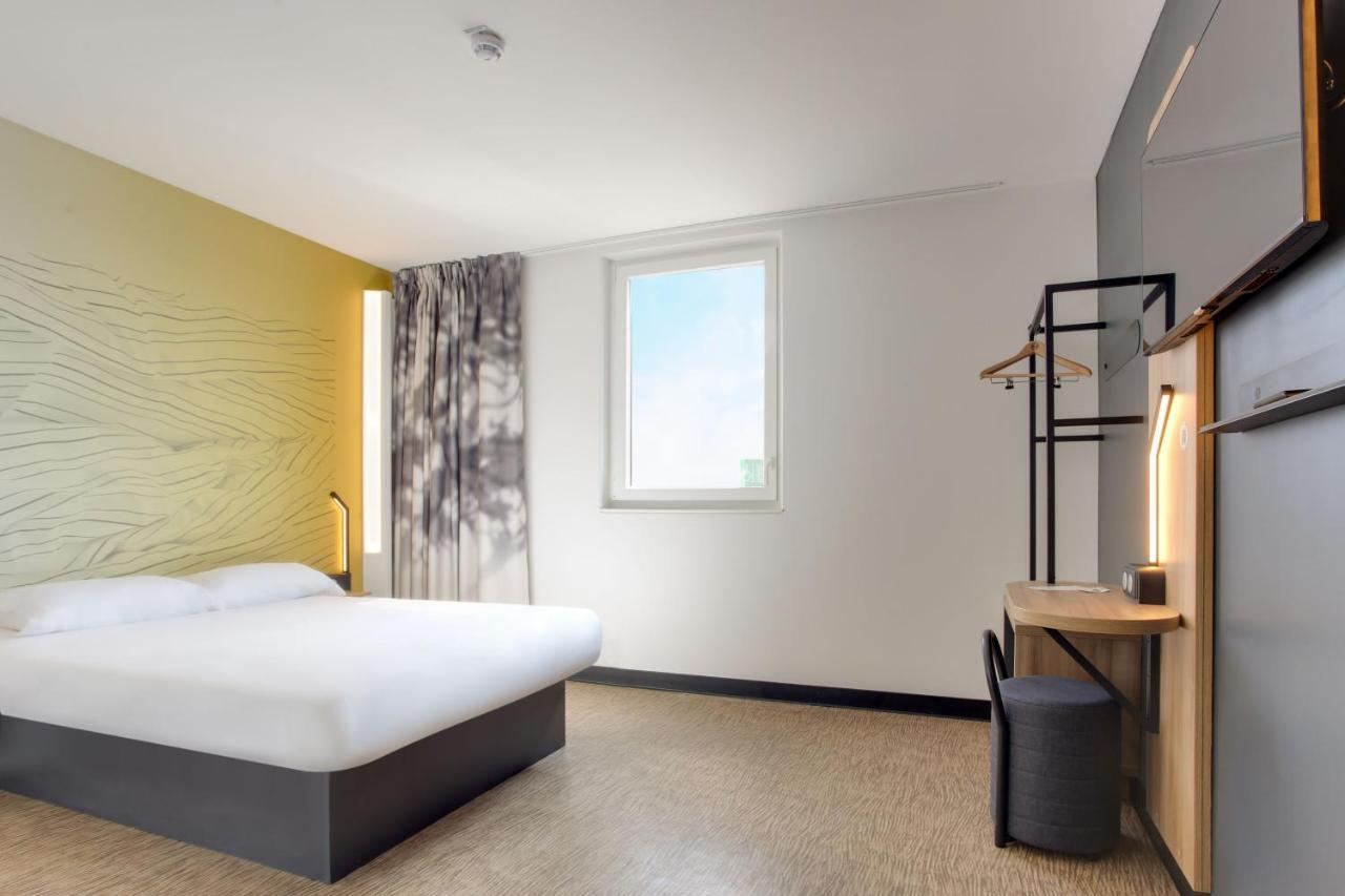 B&B Hotel Saintes Kültér fotó