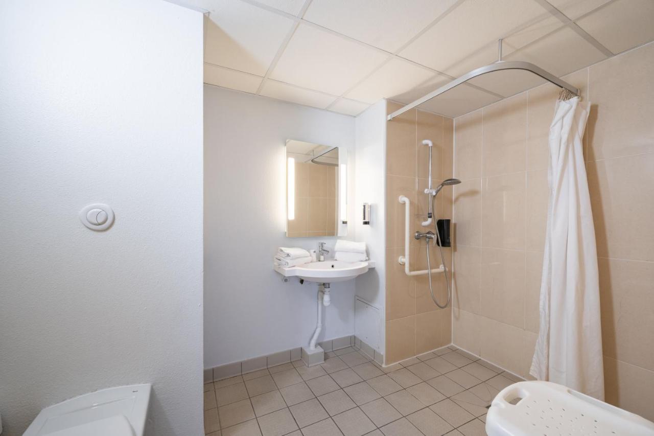 B&B Hotel Saintes Kültér fotó