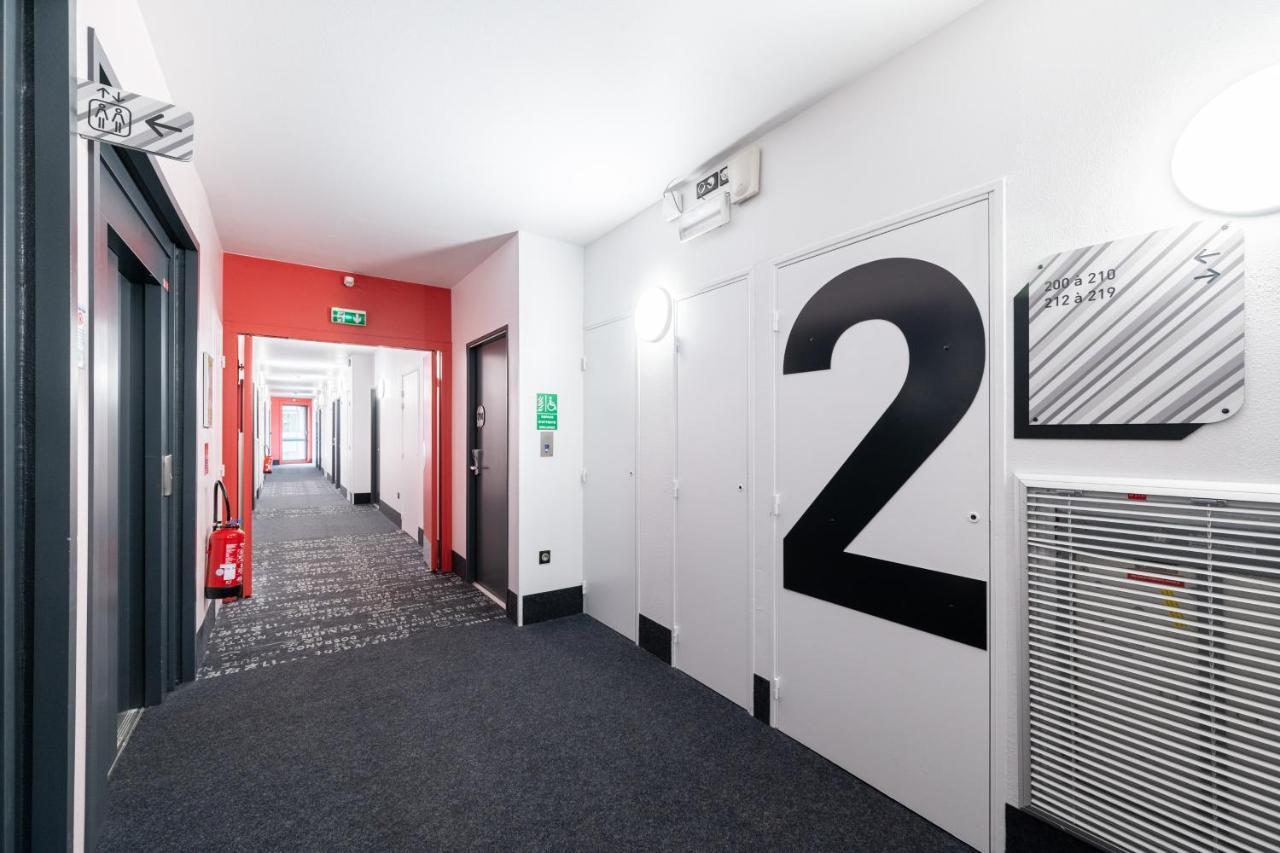 B&B Hotel Saintes Kültér fotó